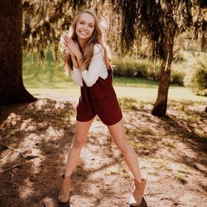 Meet your Posher, Brooke